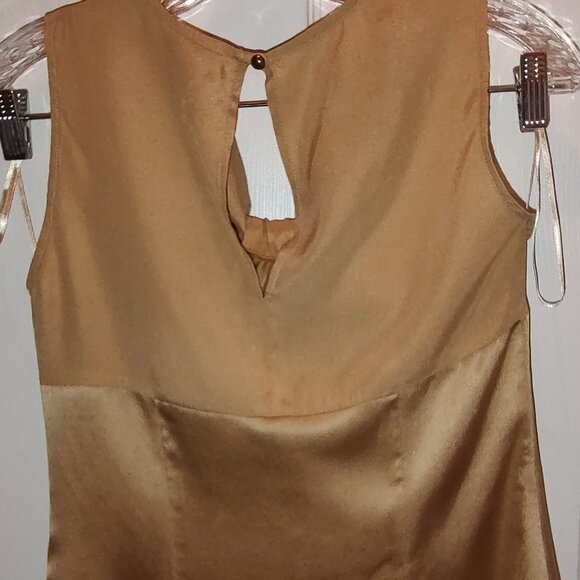 CACHE SILK TANK TOP SLVLS ROUCHED FRONT TUCKS METAL ACCENT KHAKI - WOMENS SMALL - Picture 2 of 7